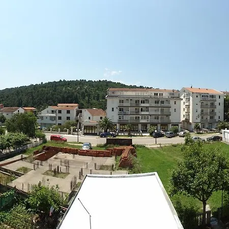 Zira S